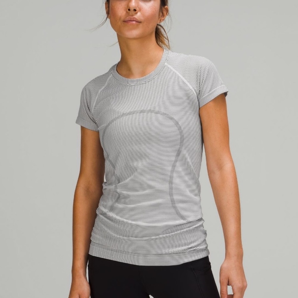 Swiftly Tech Short-Sleeve Shirt 2.0